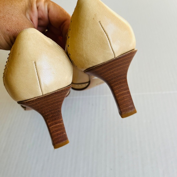 COACH VTG Sz 7.5 Camel Color Leather Cathy Spectator Pump Heels Shoes Slip On - Picture 8 of 10